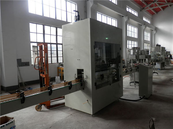 Pangisi Bleach Otomatis ing China